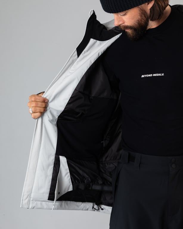 Beyond Medals Fullzip Jacket 2L
